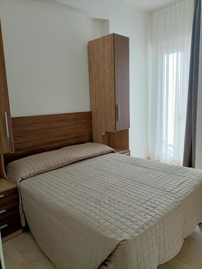 Hotel Bed & Book Rimini Zewnętrze zdjęcie